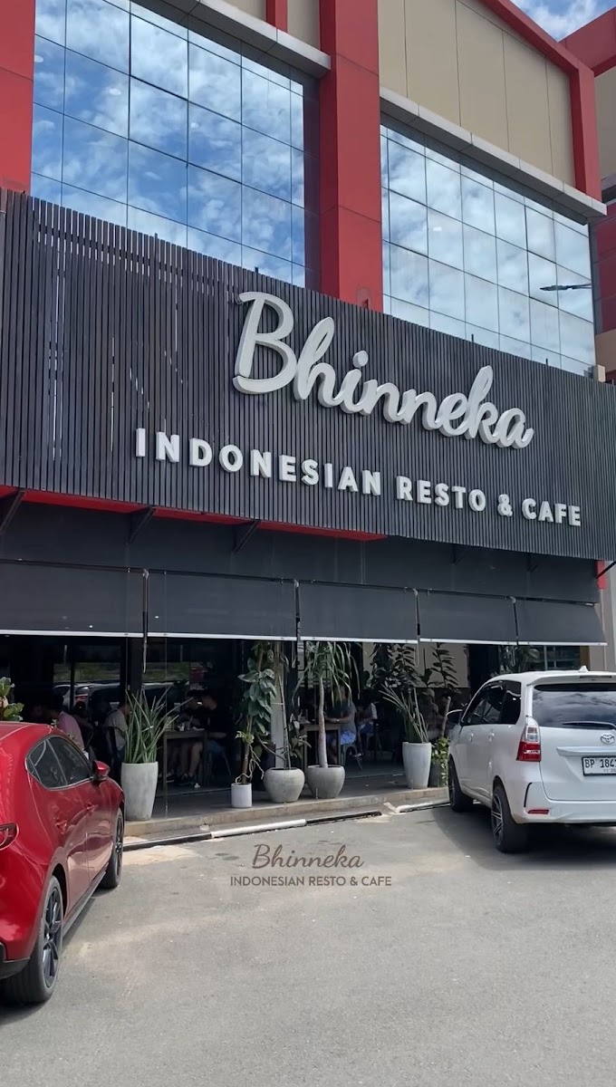 Bhinneka Indonesian Resto & Cafe