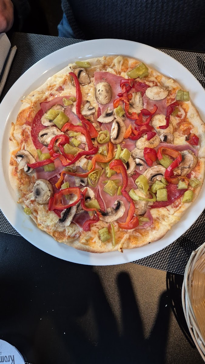 Pizzeria Bei Antonio Photo 4