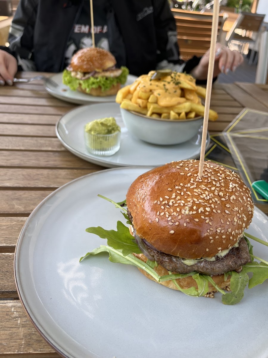 MJ's-BurgerFactory Baden-Baden Photo 7