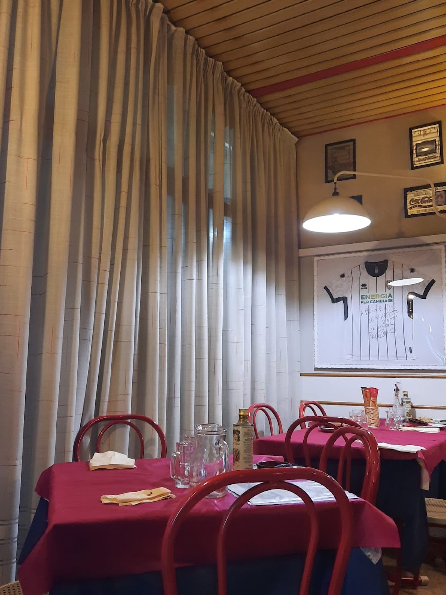 Pizzeria Pontevecchio Photo 4
