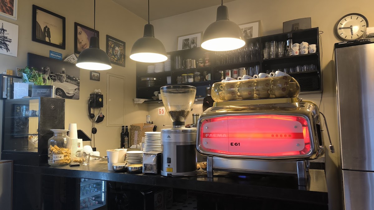 Bar Italia Photo 2