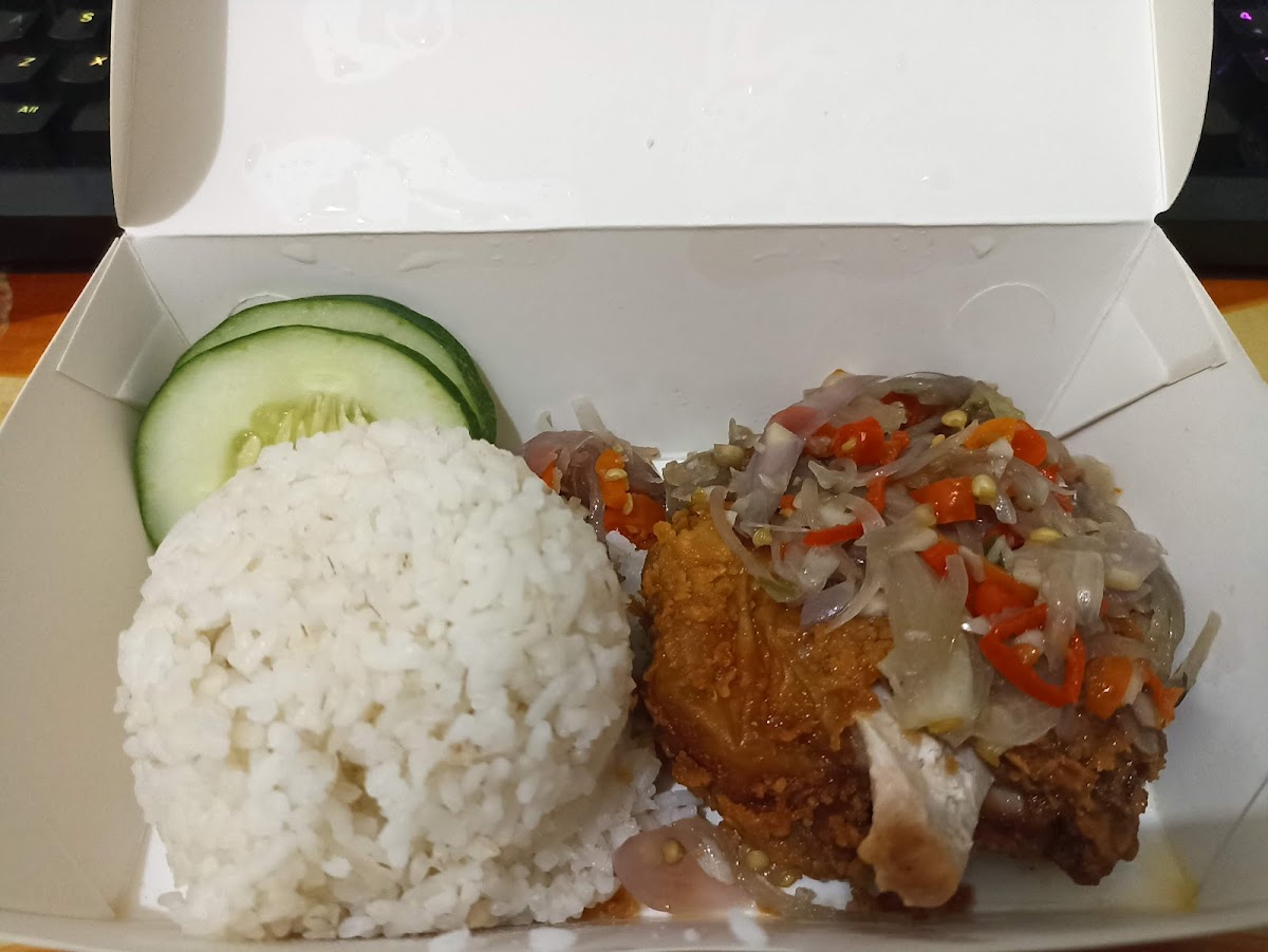 Ayam Geprek Gold Chick Photo 5