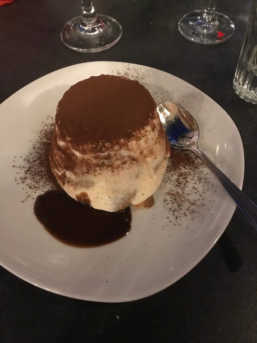Carlo’s Feinkost | Carlo Crispo Photo 9