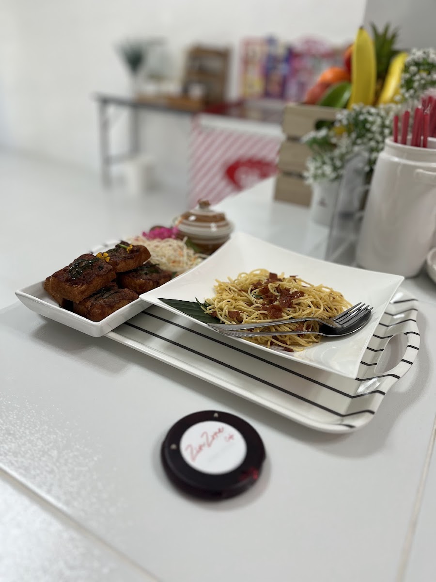 Zin Zone Cafe & Restaurant Photo 10