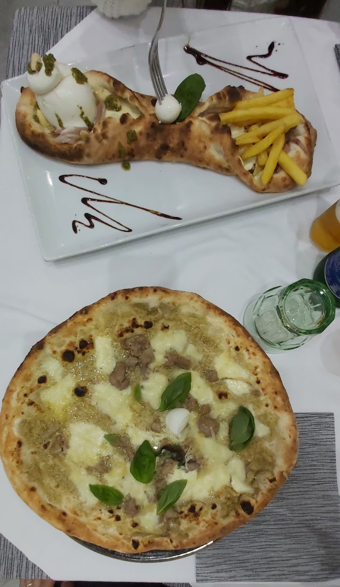 Pizzeria trattoria La DEA Photo 10