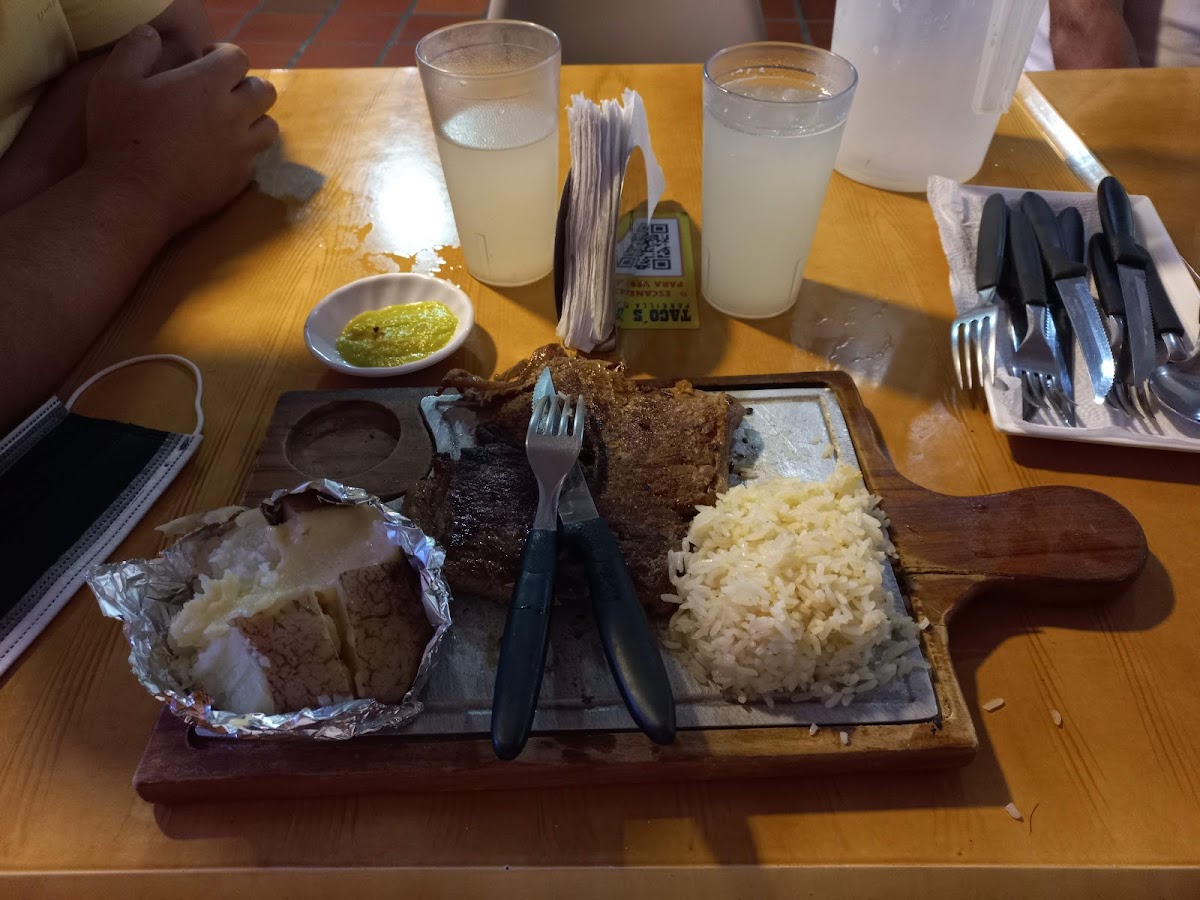 Taco's House Parrilla comida mexicana Photo 9