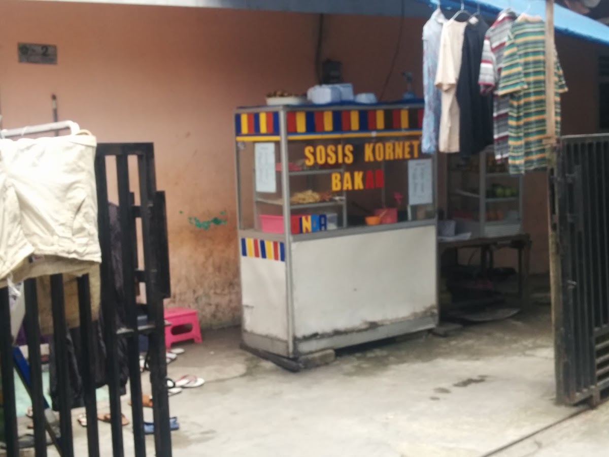Adinda Sosis Bakar