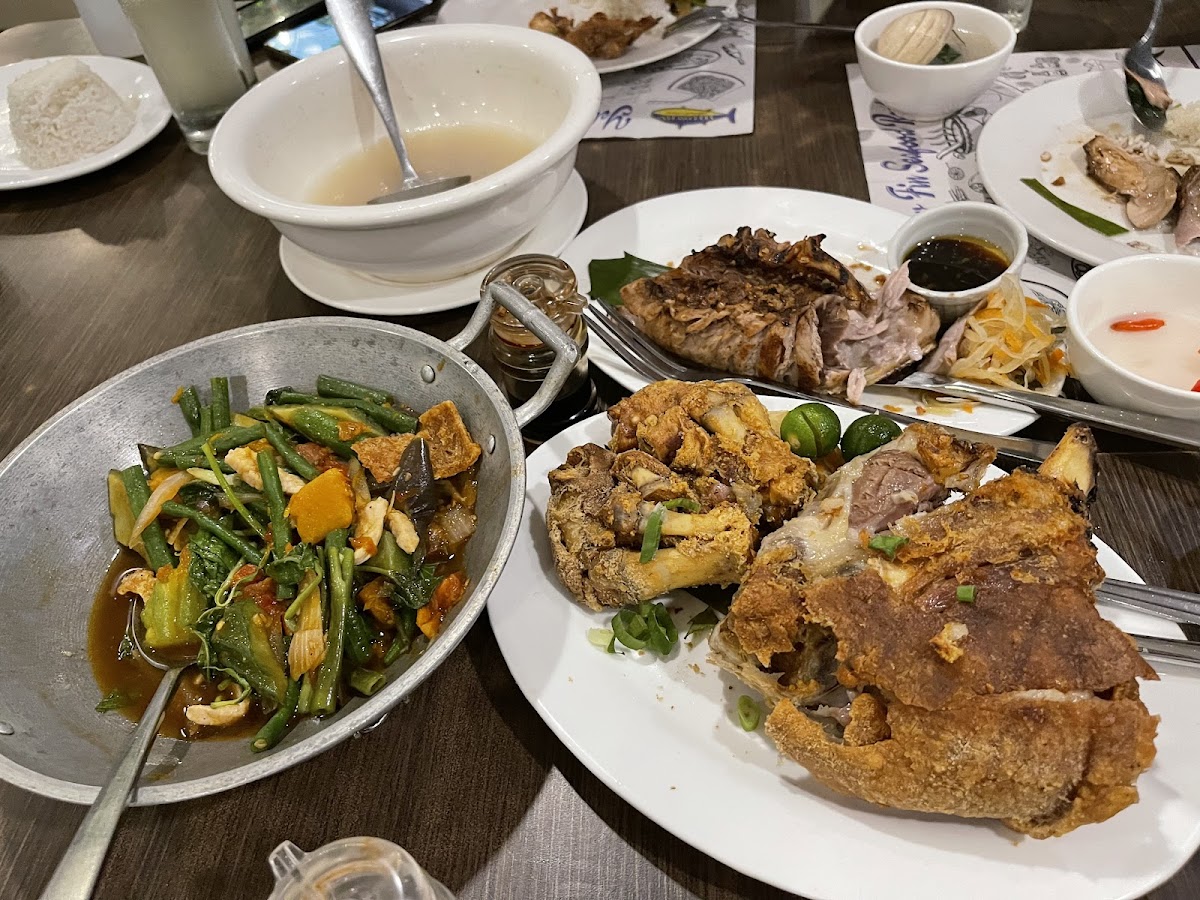 Yellow Fin Seafood Restaurant Photo 3
