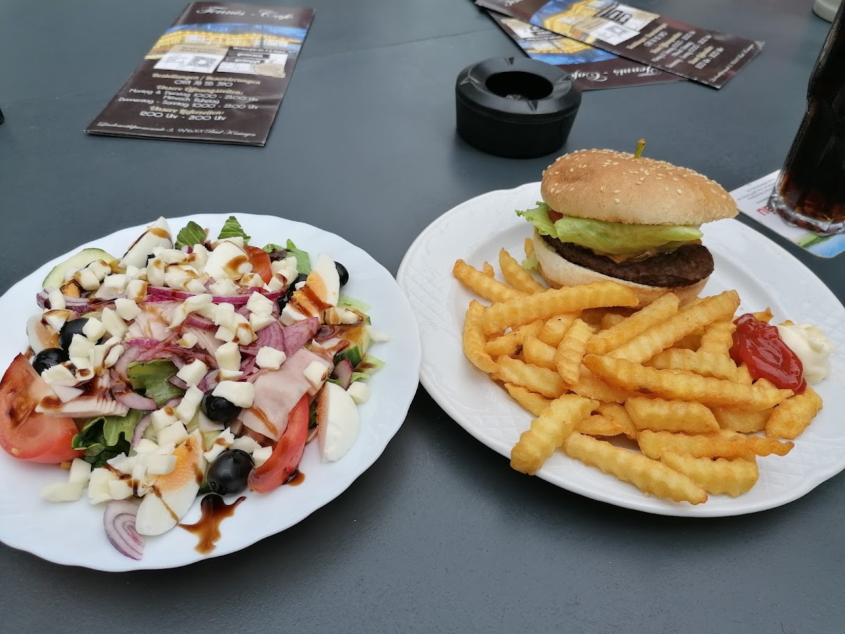 Tennis-Café Photo 3