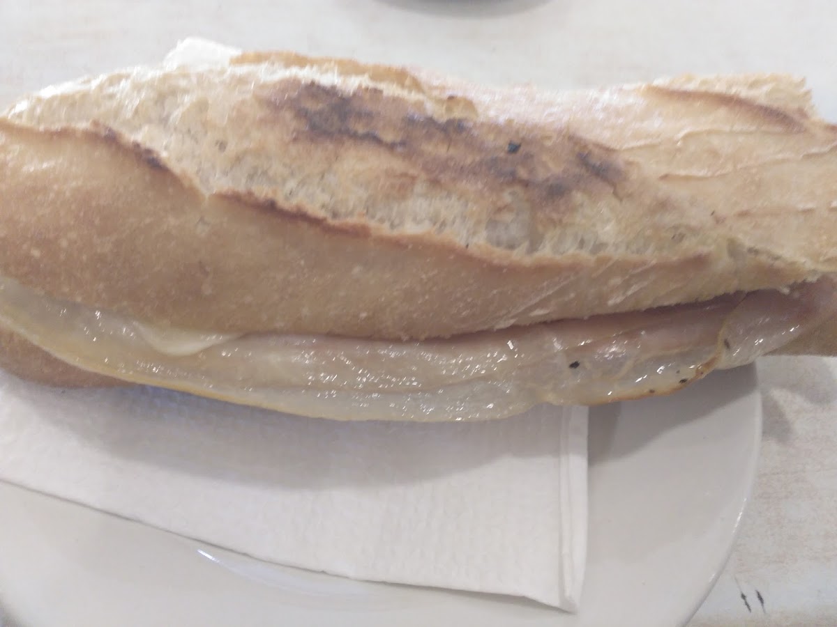 Cafeteria Cementerio Photo 8