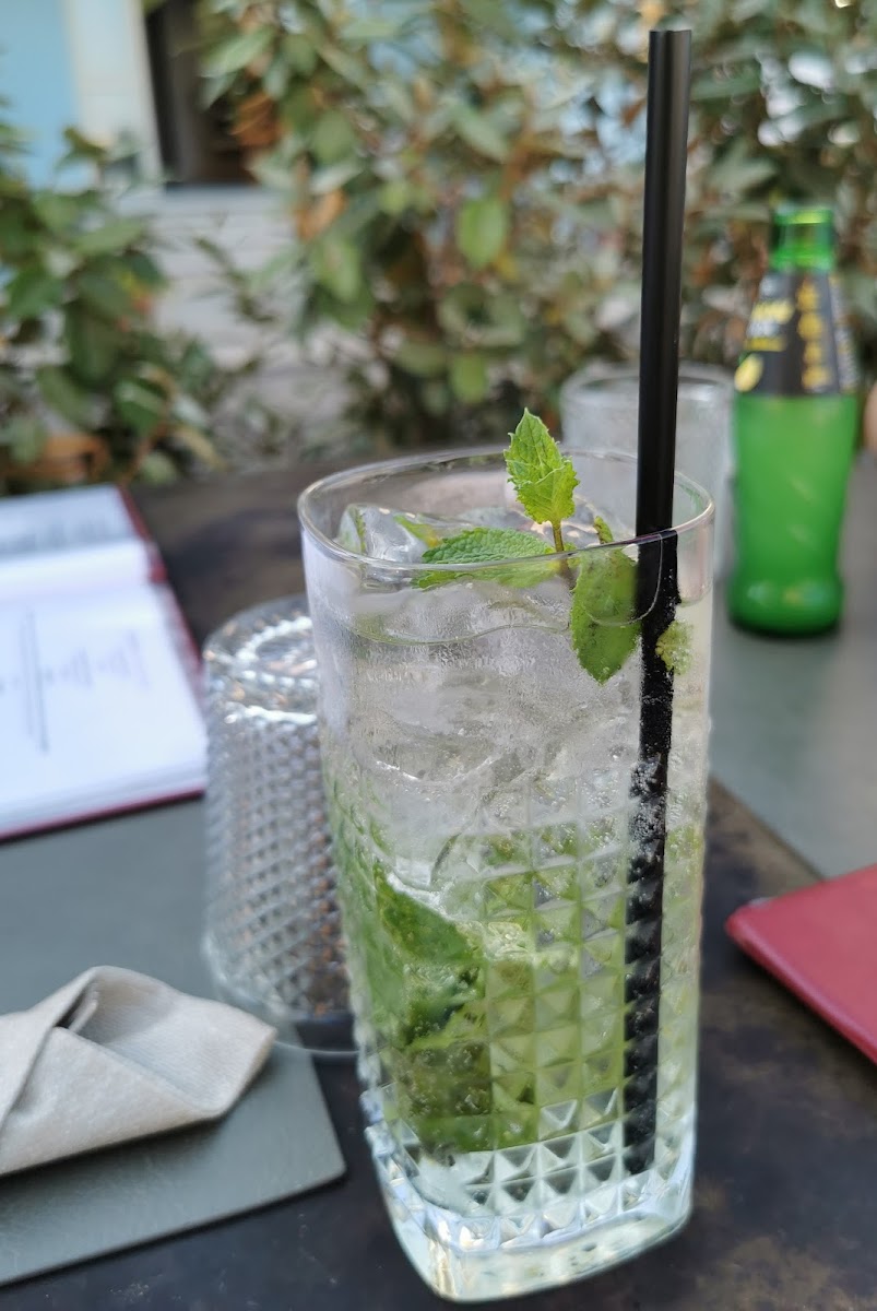 Eteria food and drink Photo 8