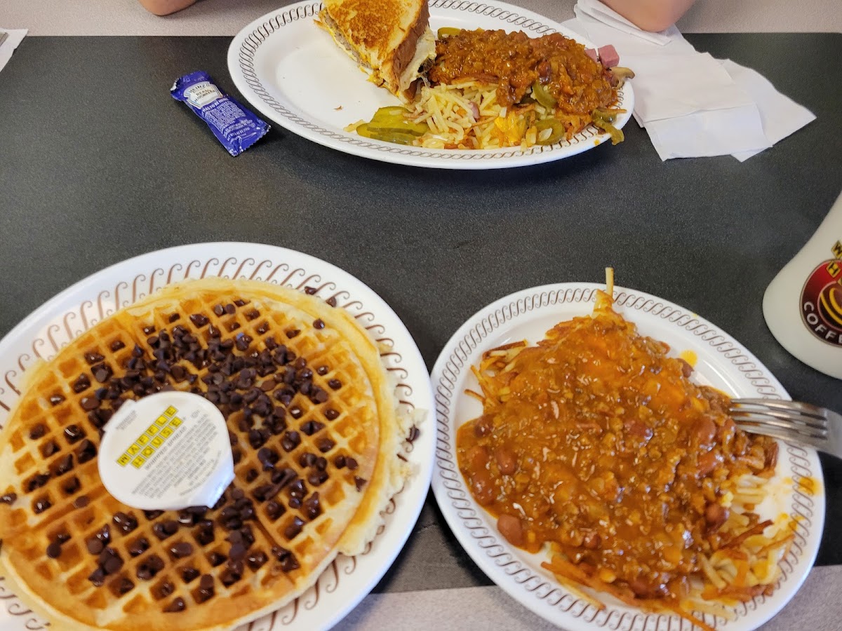Waffle House Photo 3