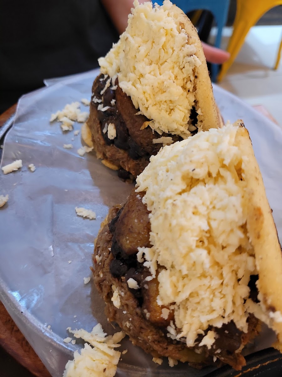 Aripo Sabor Venezolano Photo 8