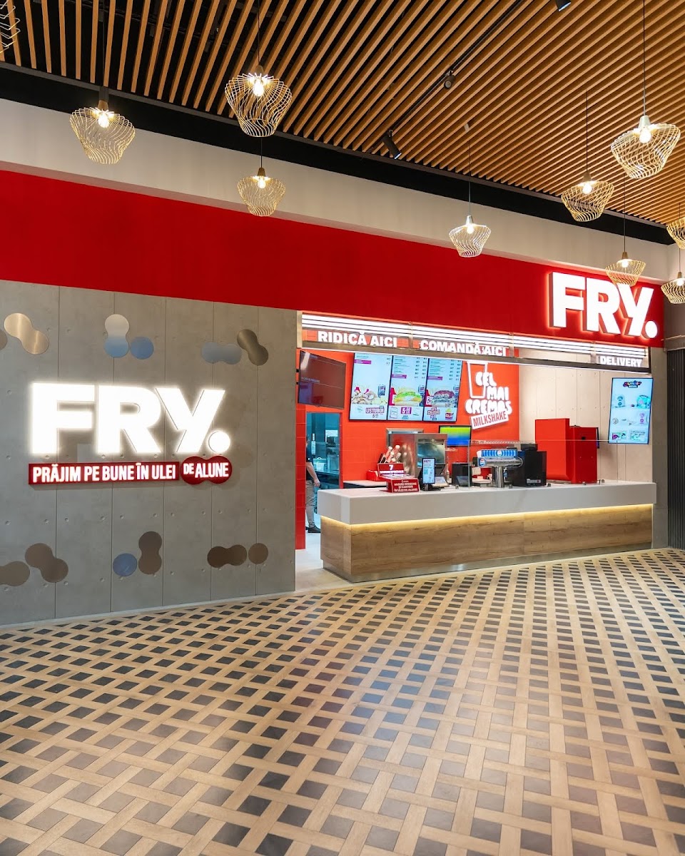 FRYDAY PLAZA M