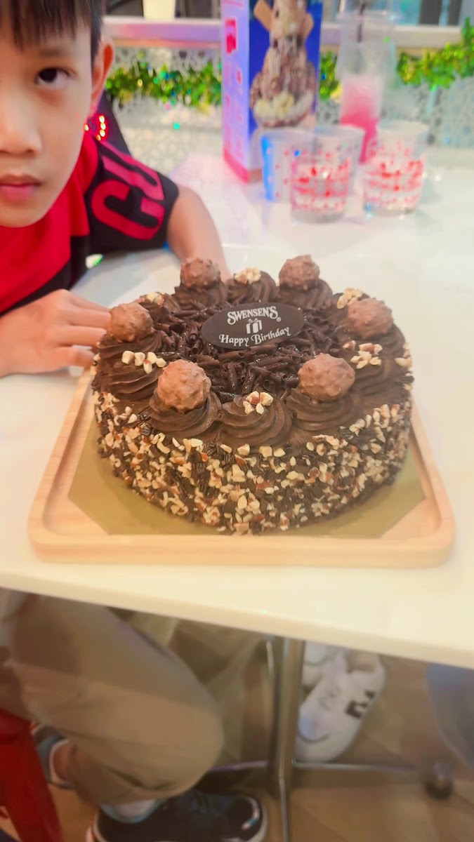 Swensen's Lotus Yala Photo 10