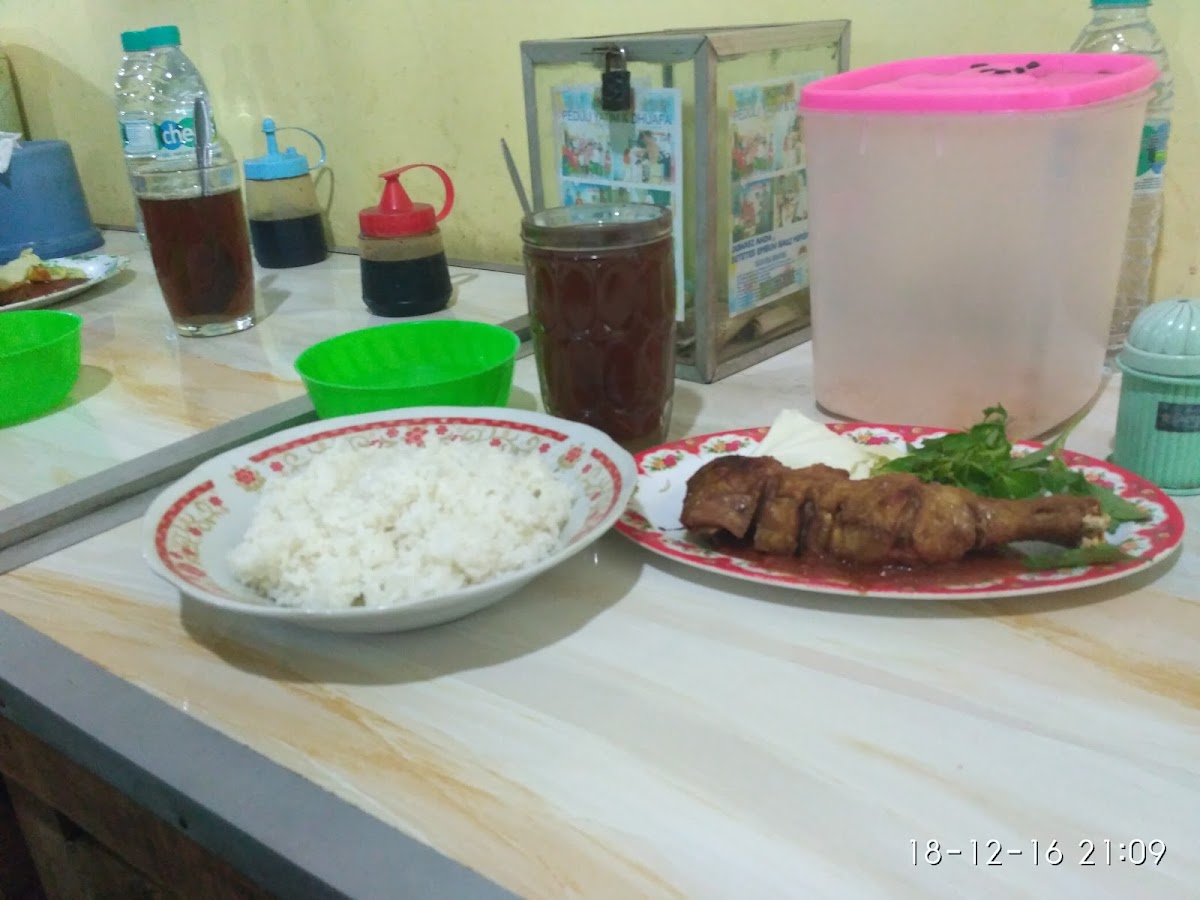 WARUNG SEDAPMALAM Photo 6