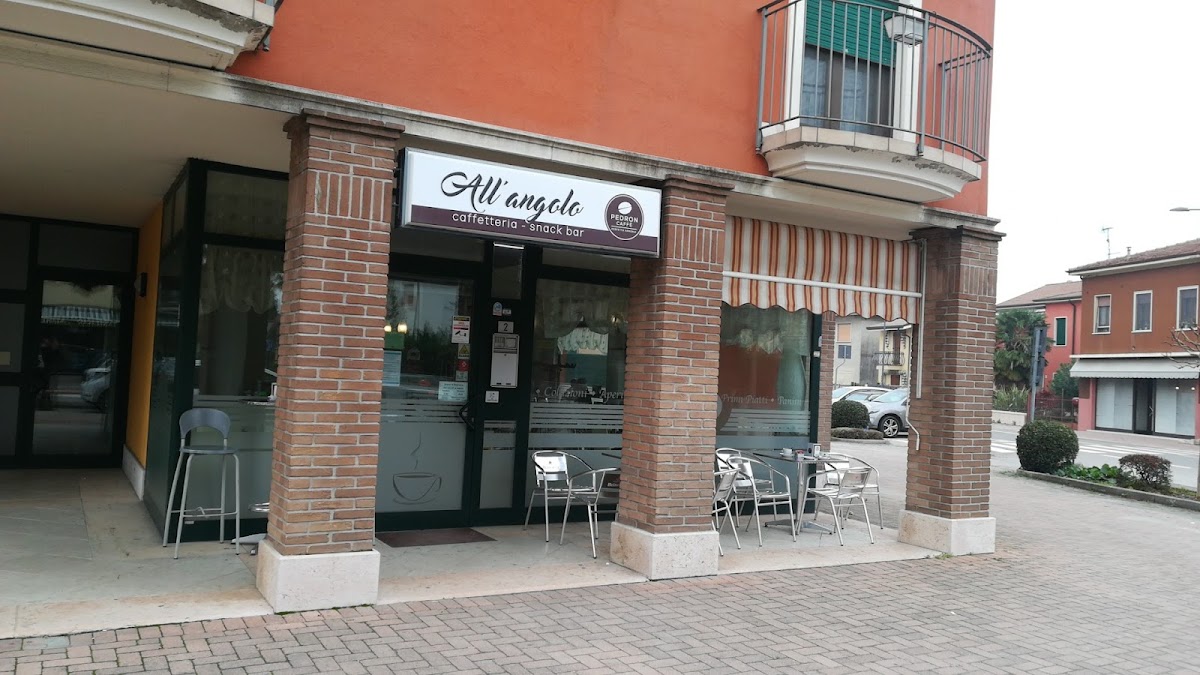 All' angolo Photo 3