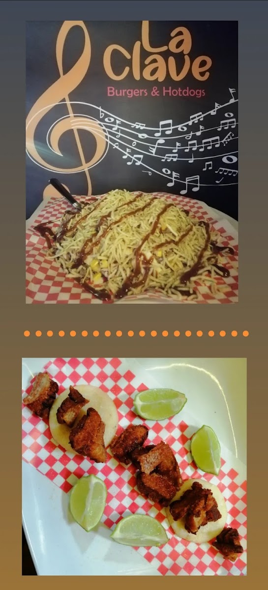 La Clave Burgers & HotDogs Photo 10