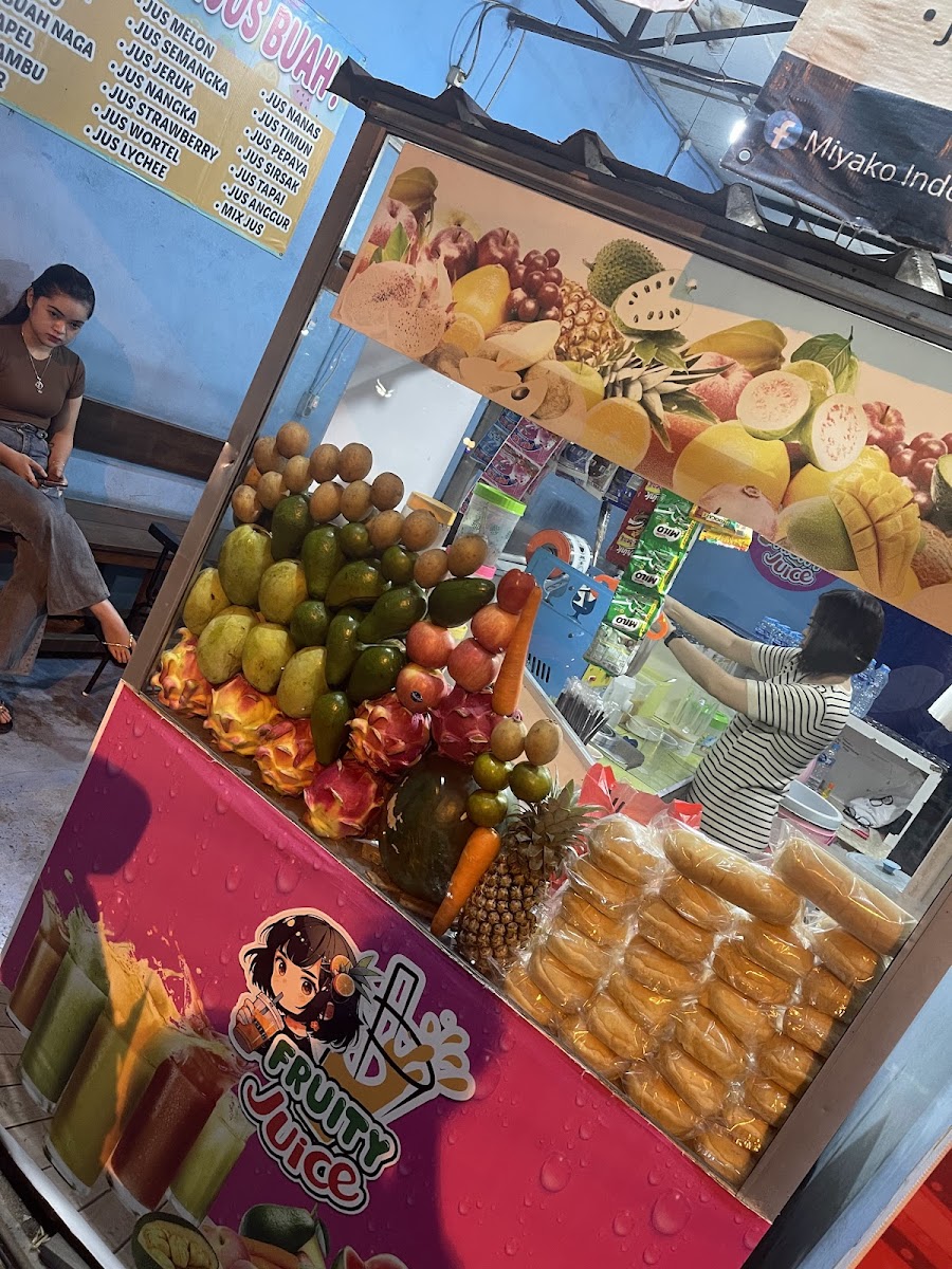 Fruity Juice Photo 8