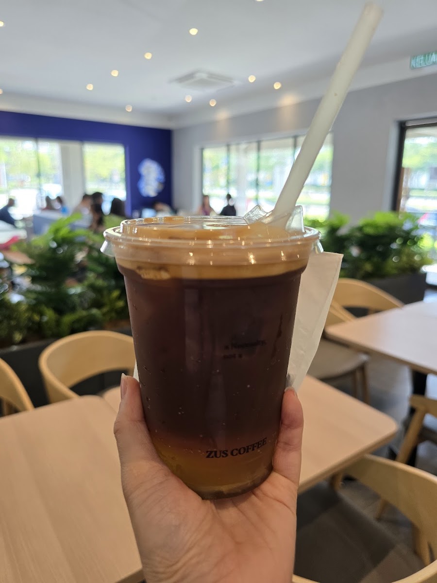 ZUS Coffee - Sierra Fresco @ 16 Sierra Photo 4