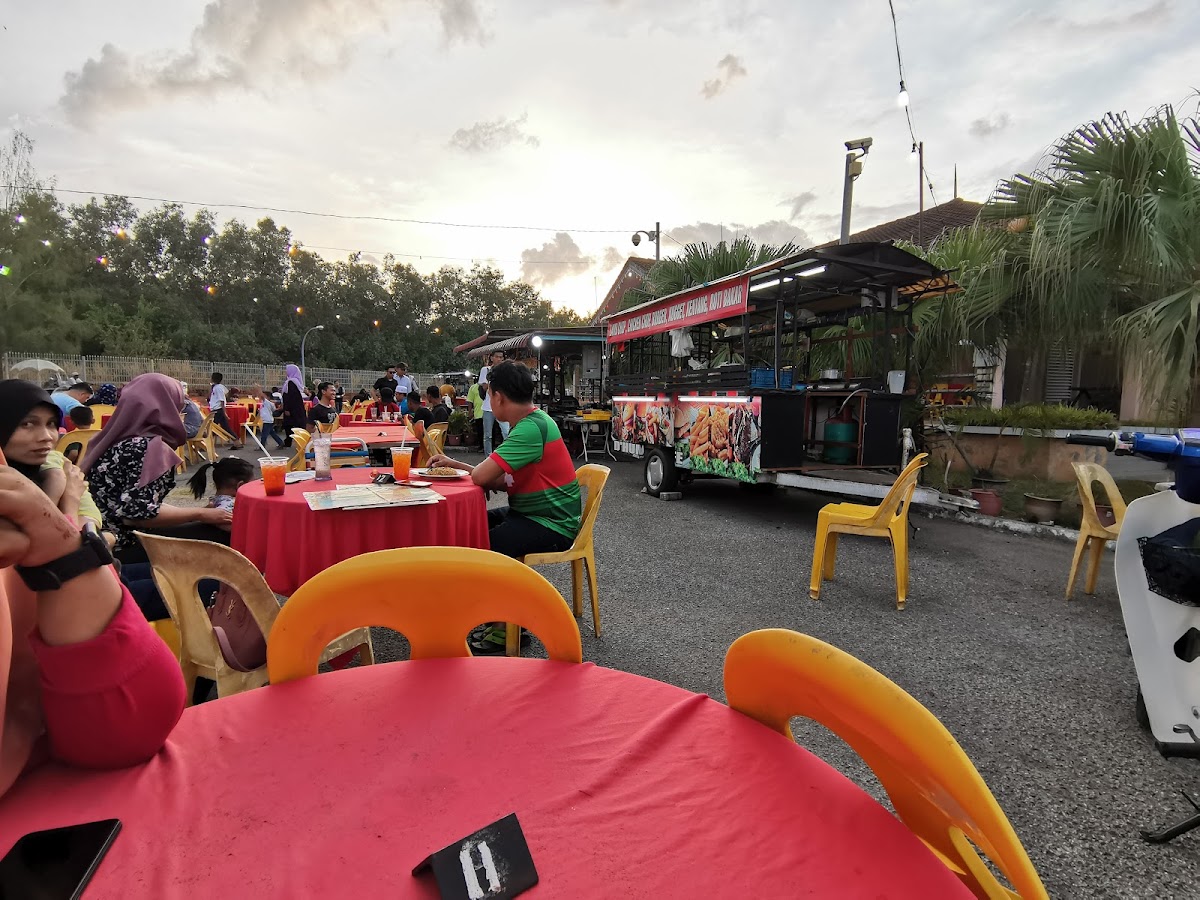 D'Huma Cafe Ikan Bakar