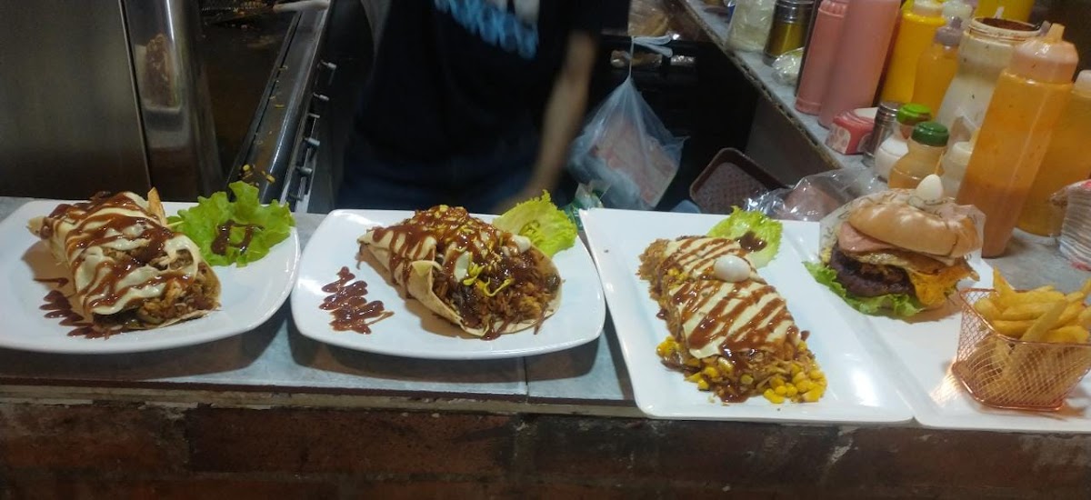 KIKOS Comidas Rapidas Photo 5