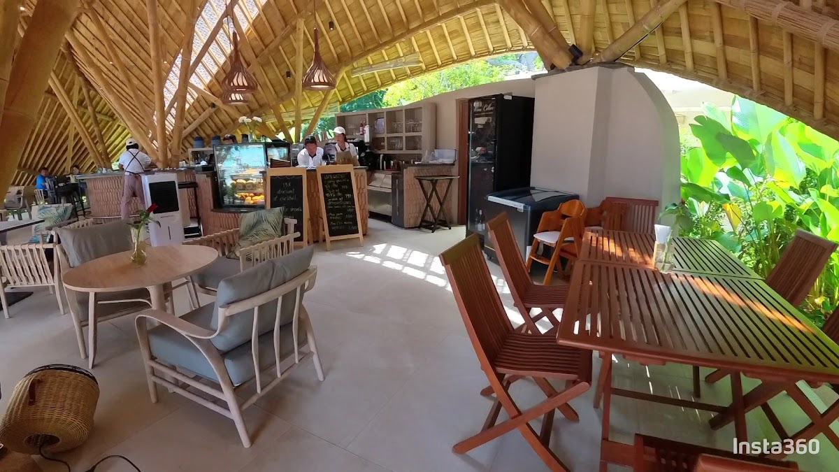 Bambu Beach Club Photo 2