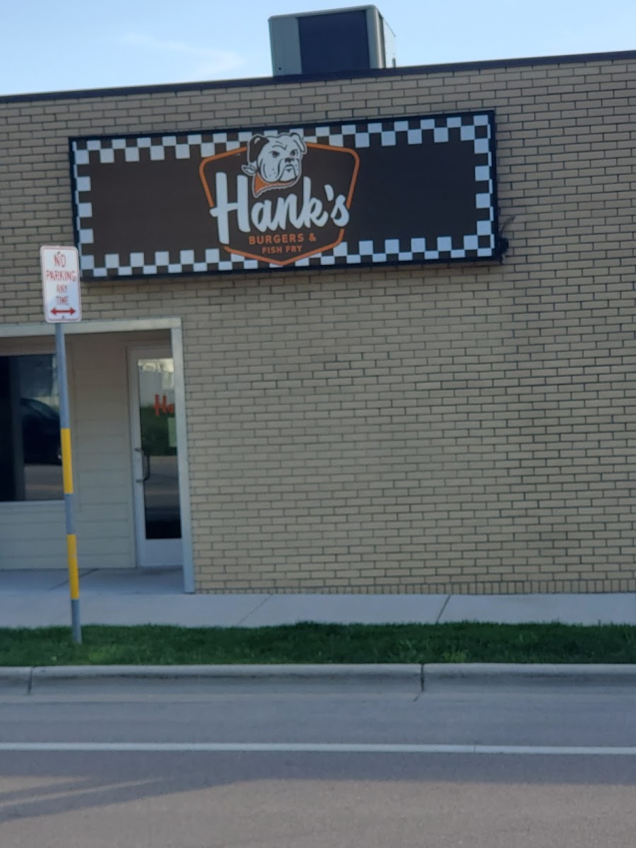 Hank’s Burgers & Fish Fry