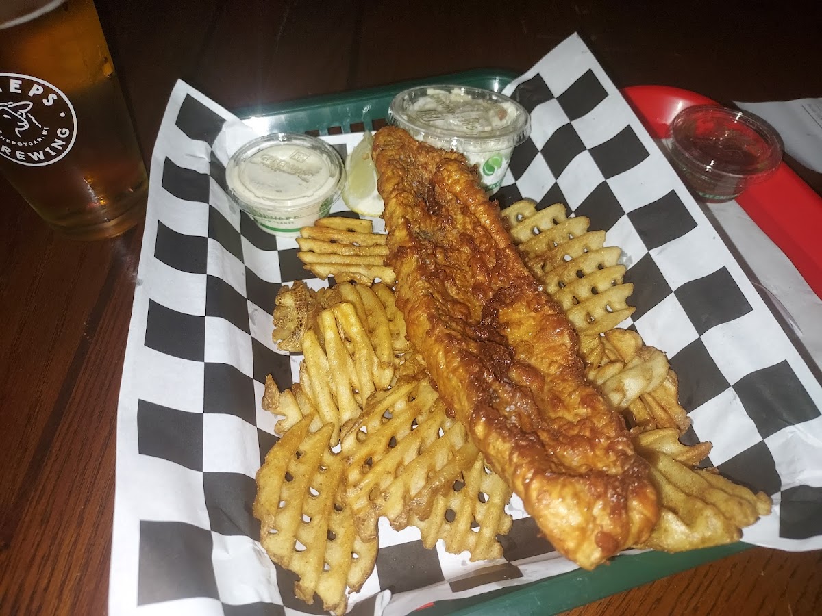 Hank’s Burgers & Fish Fry Photo 8