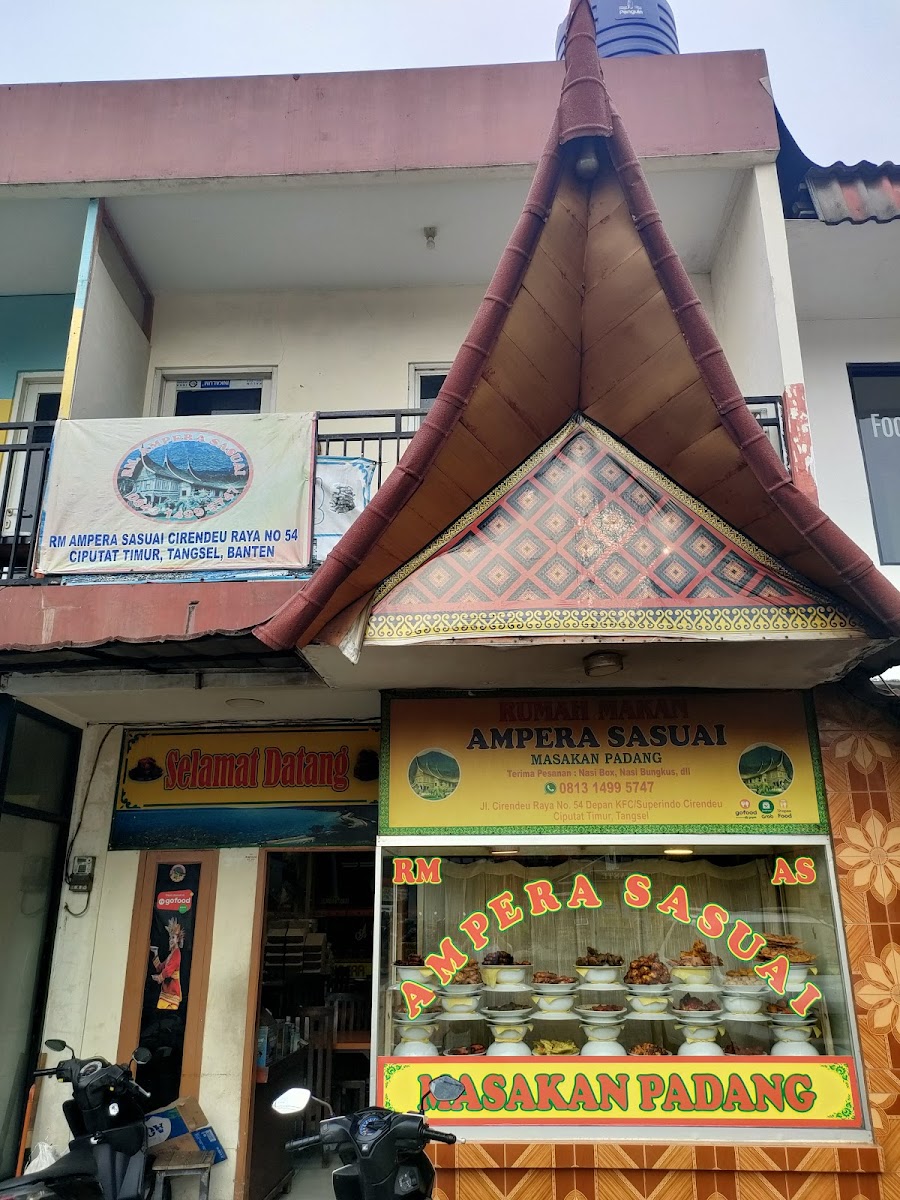 RUMAH MAKAN AMPERA SASUAI