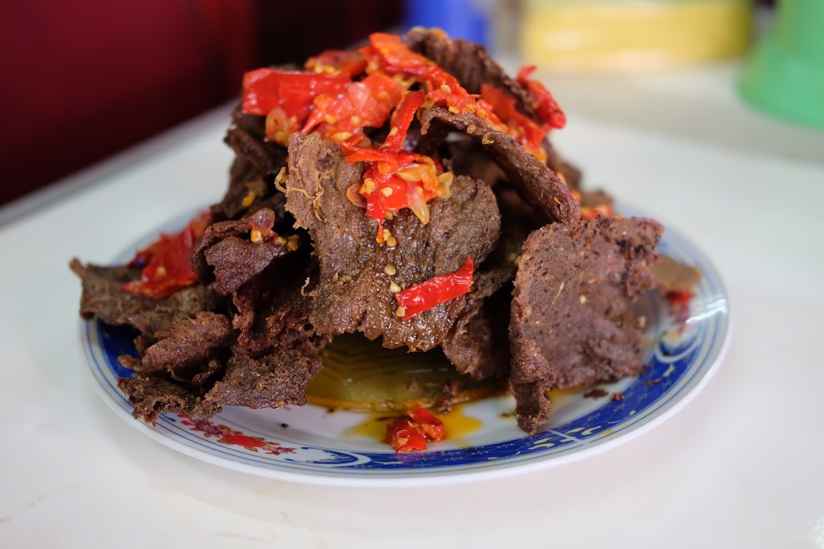 RUMAH MAKAN AMPERA SASUAI Photo 9