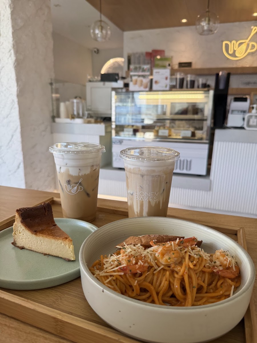 Honey Bakes Cafe - Malolos Photo 10