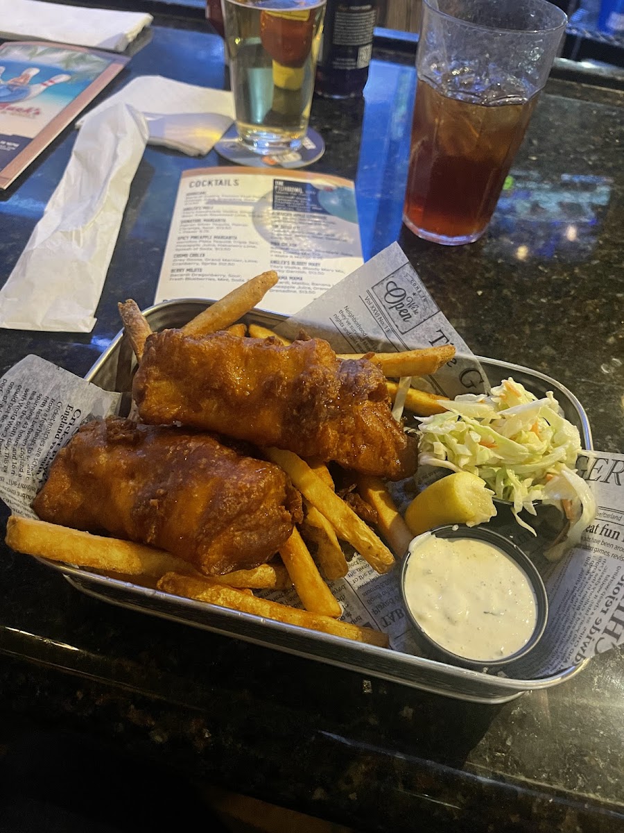 Uncle Buck's Fish Bowl and Grill Photo 5