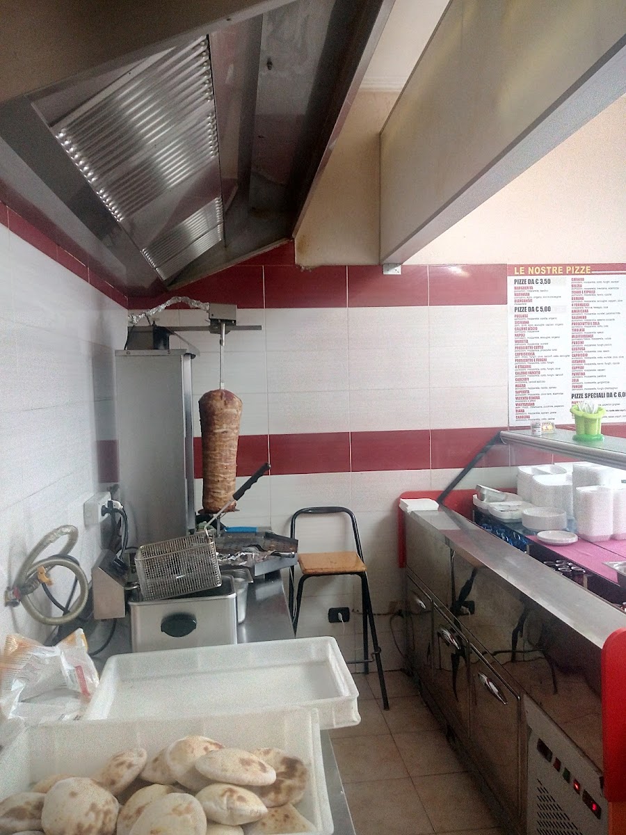 Istanbul Kebap & Pizza Photo 6