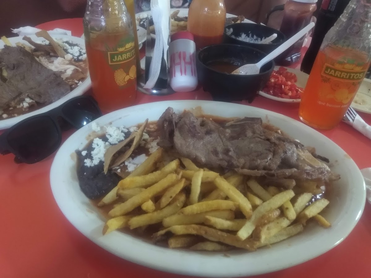 Caldos de pollo y antojitos mexicanos “LA CENTRAL” Photo 8