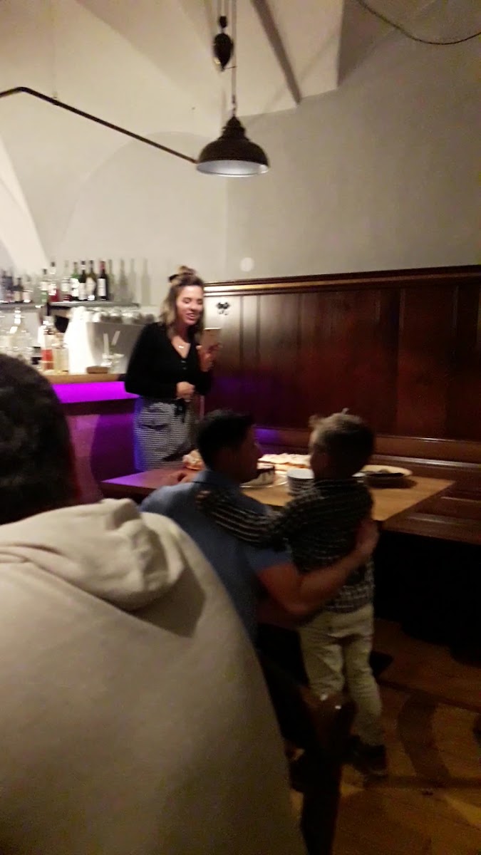 Schloss Hart - deine Tapasbar! Photo 2
