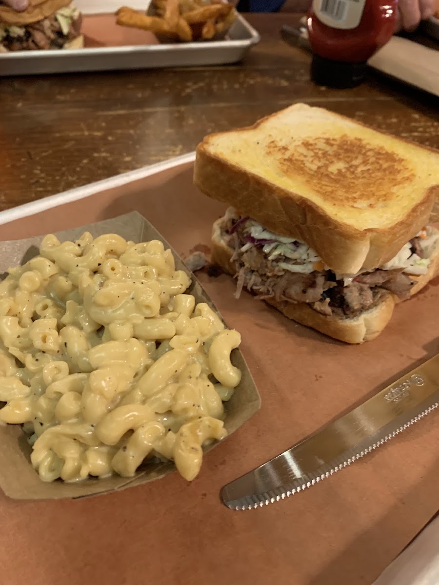 Haywood Smokehouse Photo 8