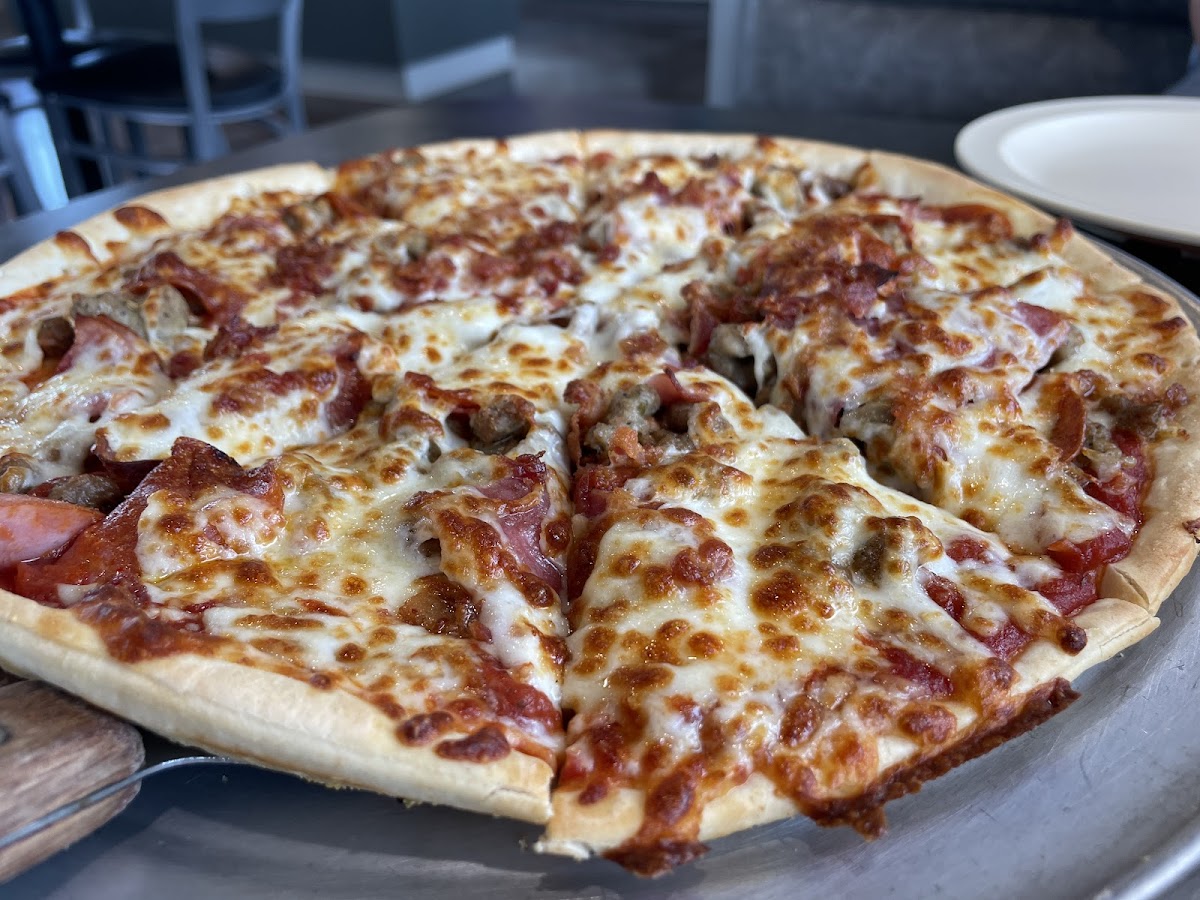Gambino's Pizza Photo 4