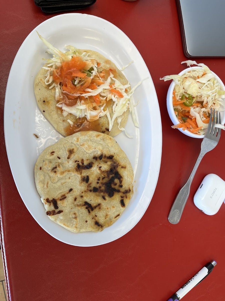 Guatelinda Restaurant & Bakery Photo 7