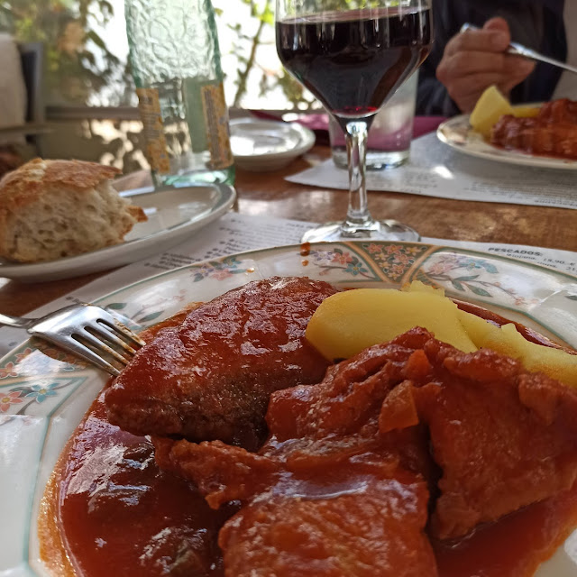 Bonito Con Tomate