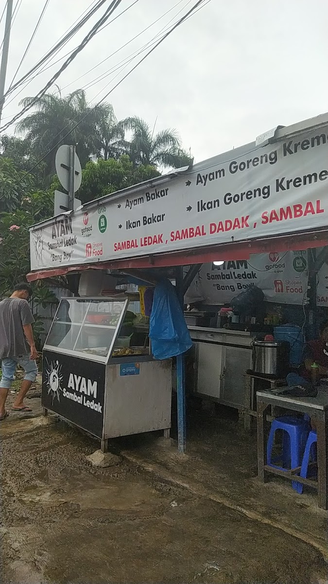 AYAM SAMBAL LEDAK
