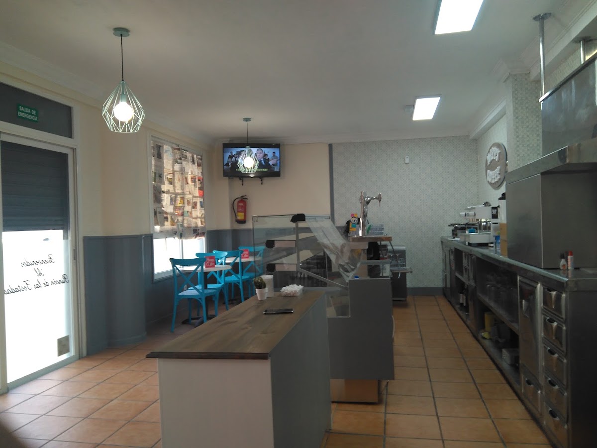 Happy coffee Photo 3