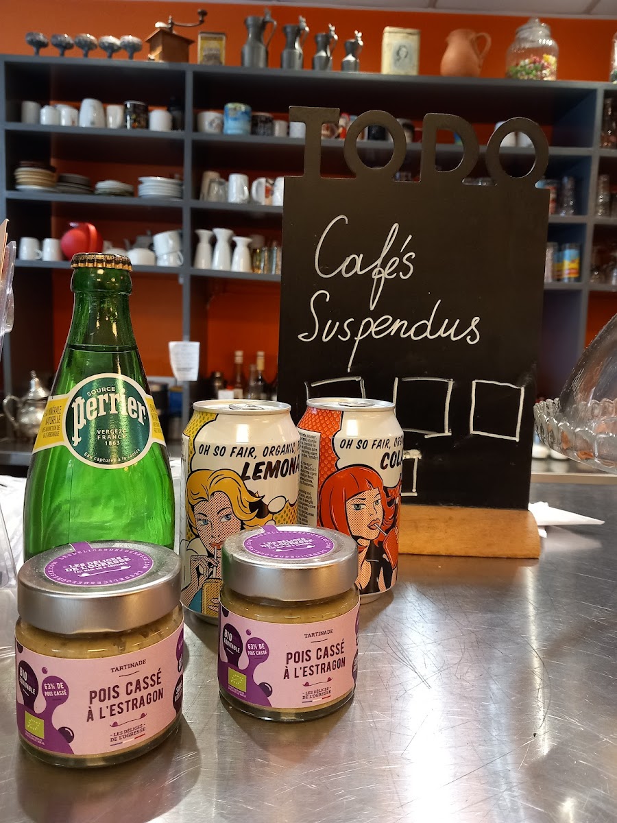 La Cabane - café associatif et librairie d'occasion Photo 2