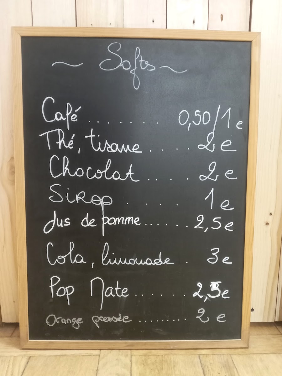 La Cabane - café associatif et librairie d'occasion Photo Menu 3