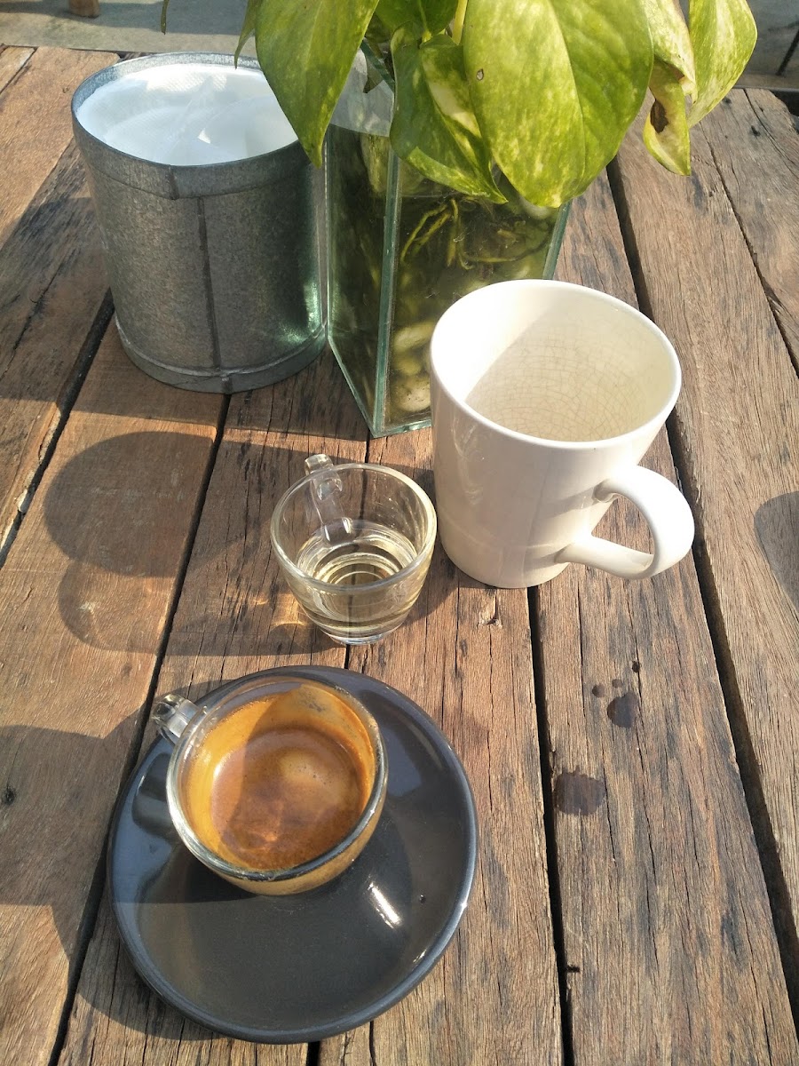 Khaotha Coffee / Roastered Pai Photo 10