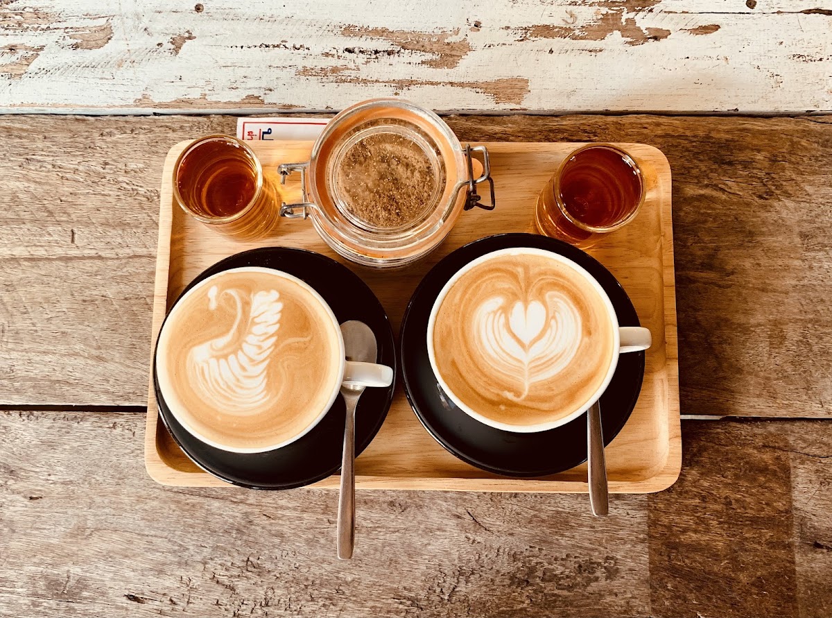 Khaotha Coffee / Roastered Pai Photo 3