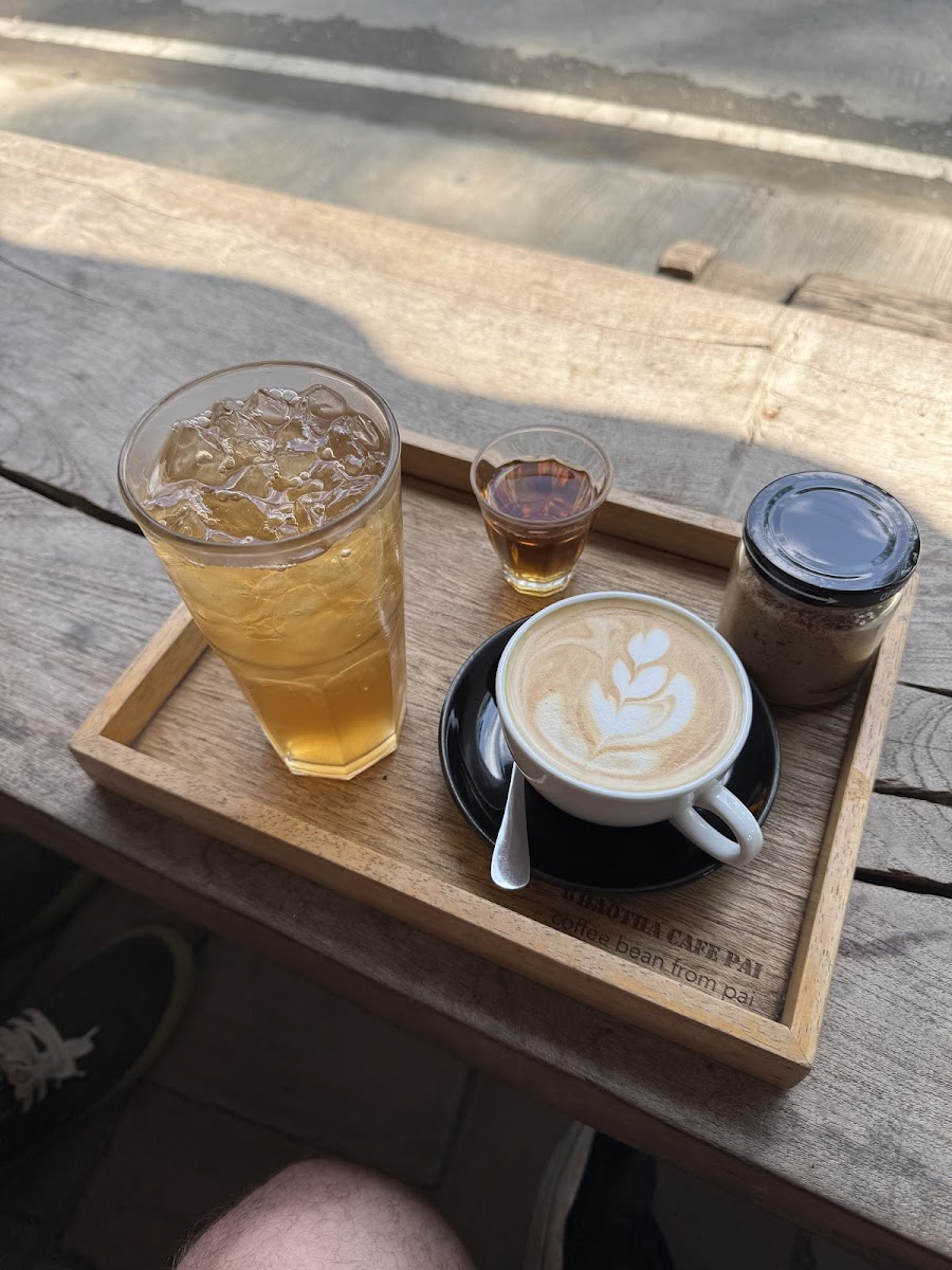 Khaotha Coffee / Roastered Pai Photo 6