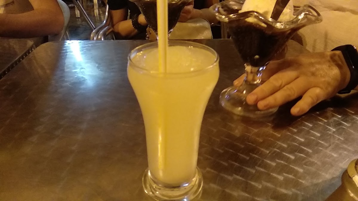 La Panderola cafeteria-heladeria Photo 7