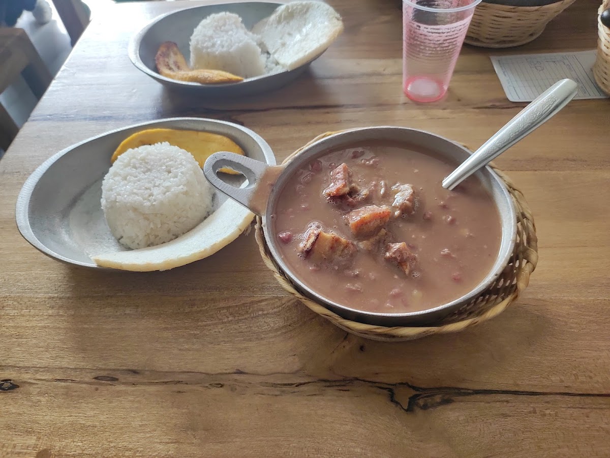 Sopitas and frijolada Photo 4