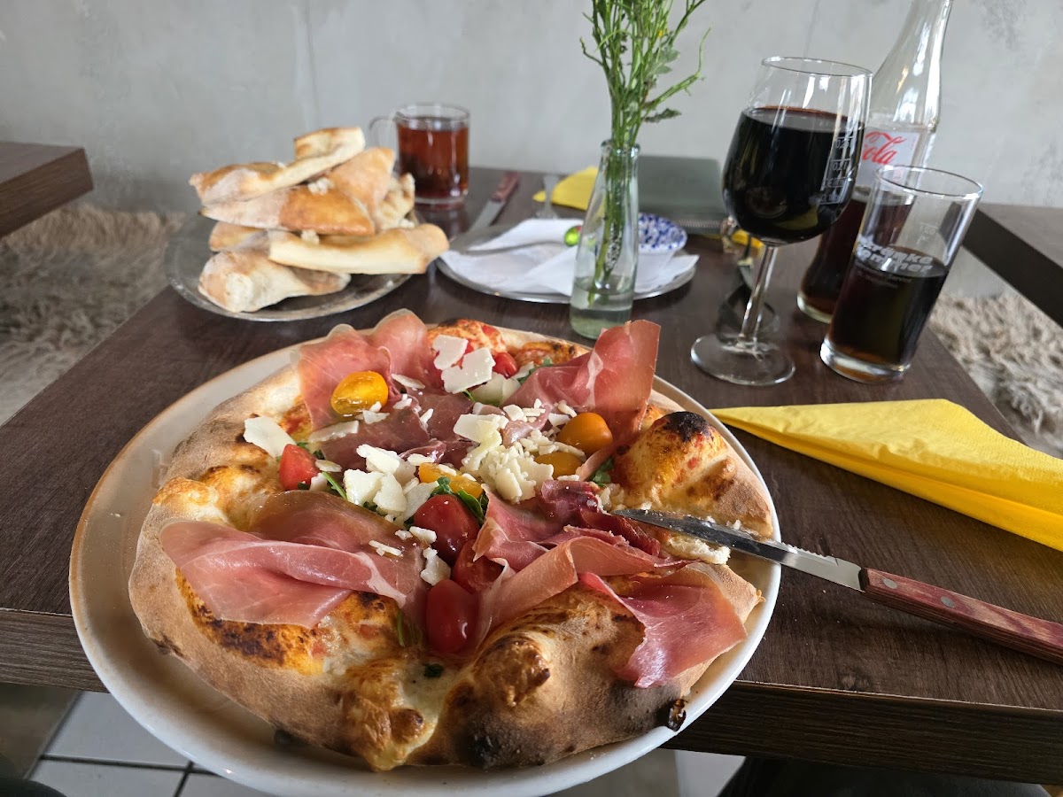 Pizza e Pasta DA GIOVANNI Photo 2